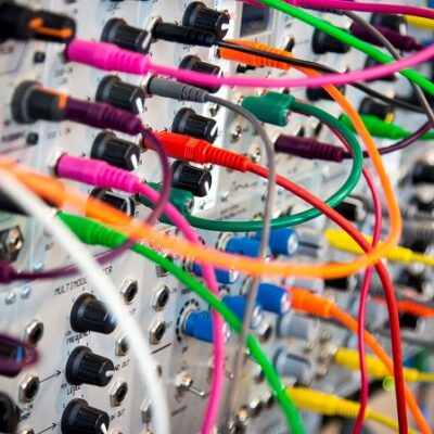 Tipos de cables para no volverse loco buscando el adecuado